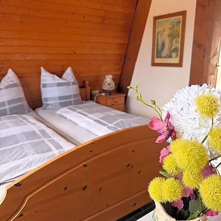 Gaestezimmer Waldblick 3* Sonnenbuhl